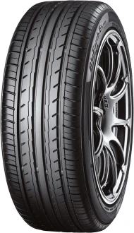 225/40R18